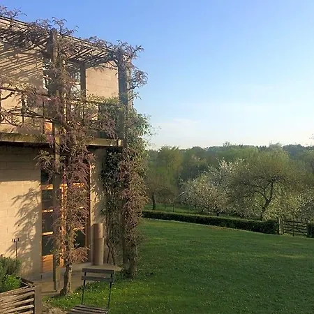 Le Jardin Des Sources Bed and breakfast 3*