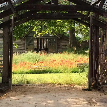 Le Jardin Des Sources ベッド・アンド・ブレックファスト 3*