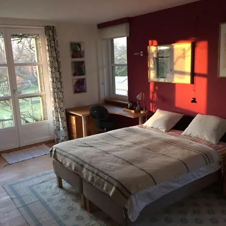 Bed and Breakfast Le Jardin Des Sources 3*