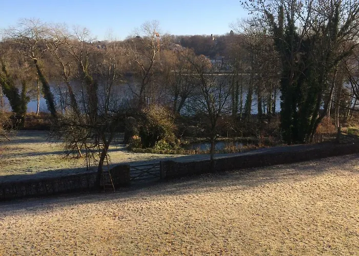 Le Jardin Des Sources 3* Ла-Юльп